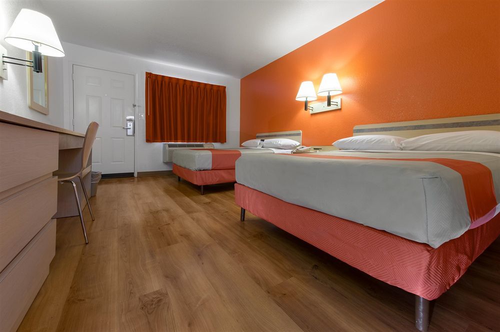 Motel 6-Bellflower, Ca - Los Angeles Экстерьер фото