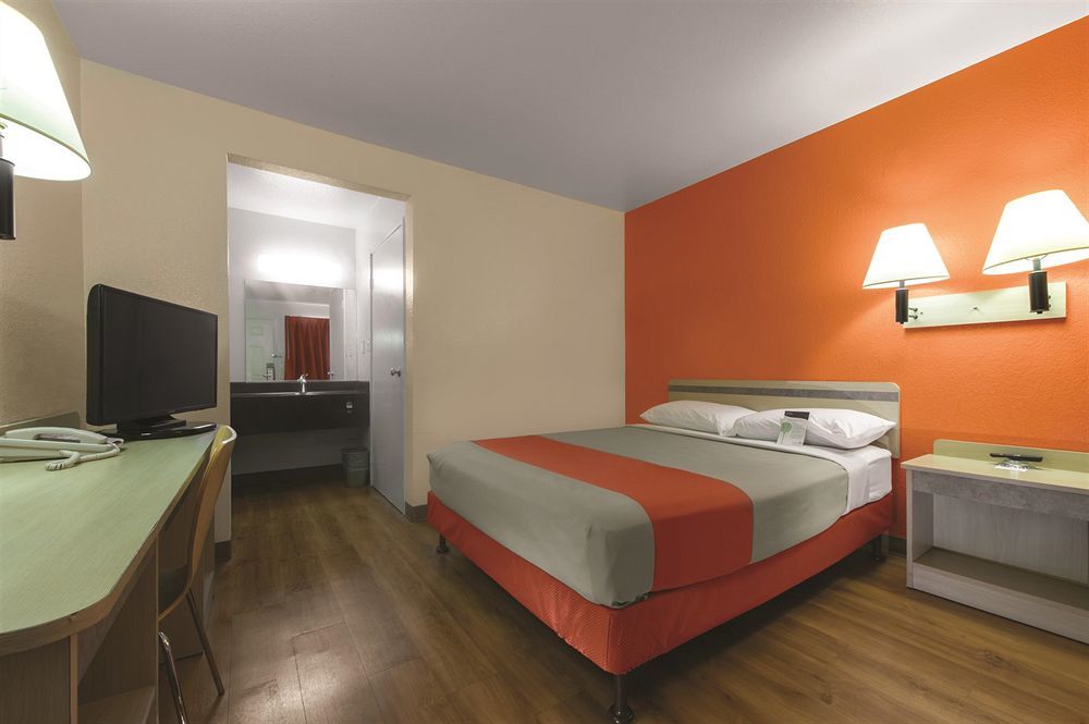 Motel 6-Bellflower, Ca - Los Angeles Экстерьер фото