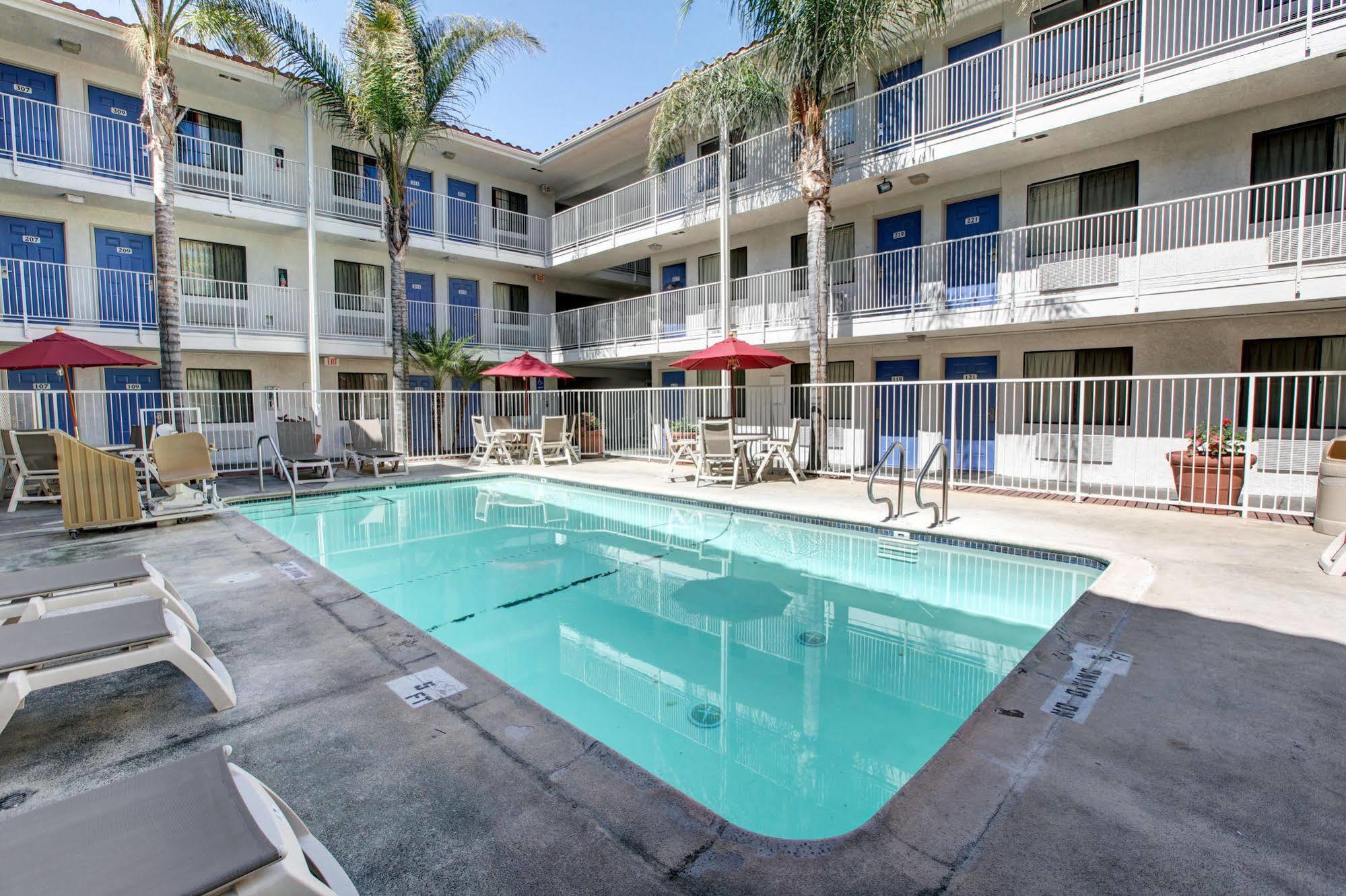 Motel 6-Bellflower, Ca - Los Angeles Экстерьер фото