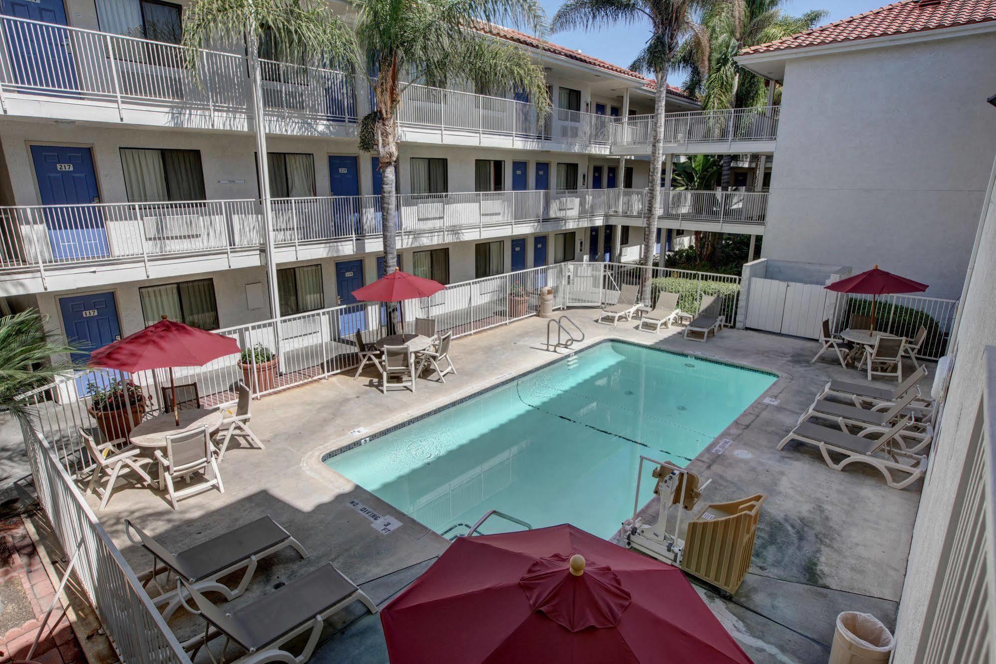 Motel 6-Bellflower, Ca - Los Angeles Экстерьер фото