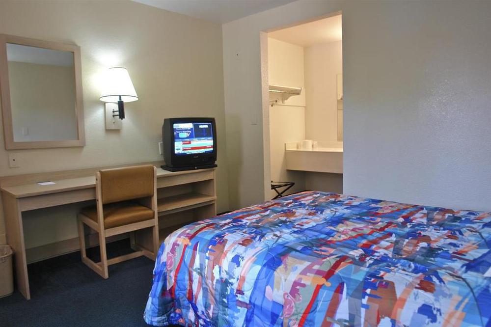 Motel 6-Bellflower, Ca - Los Angeles Номер фото